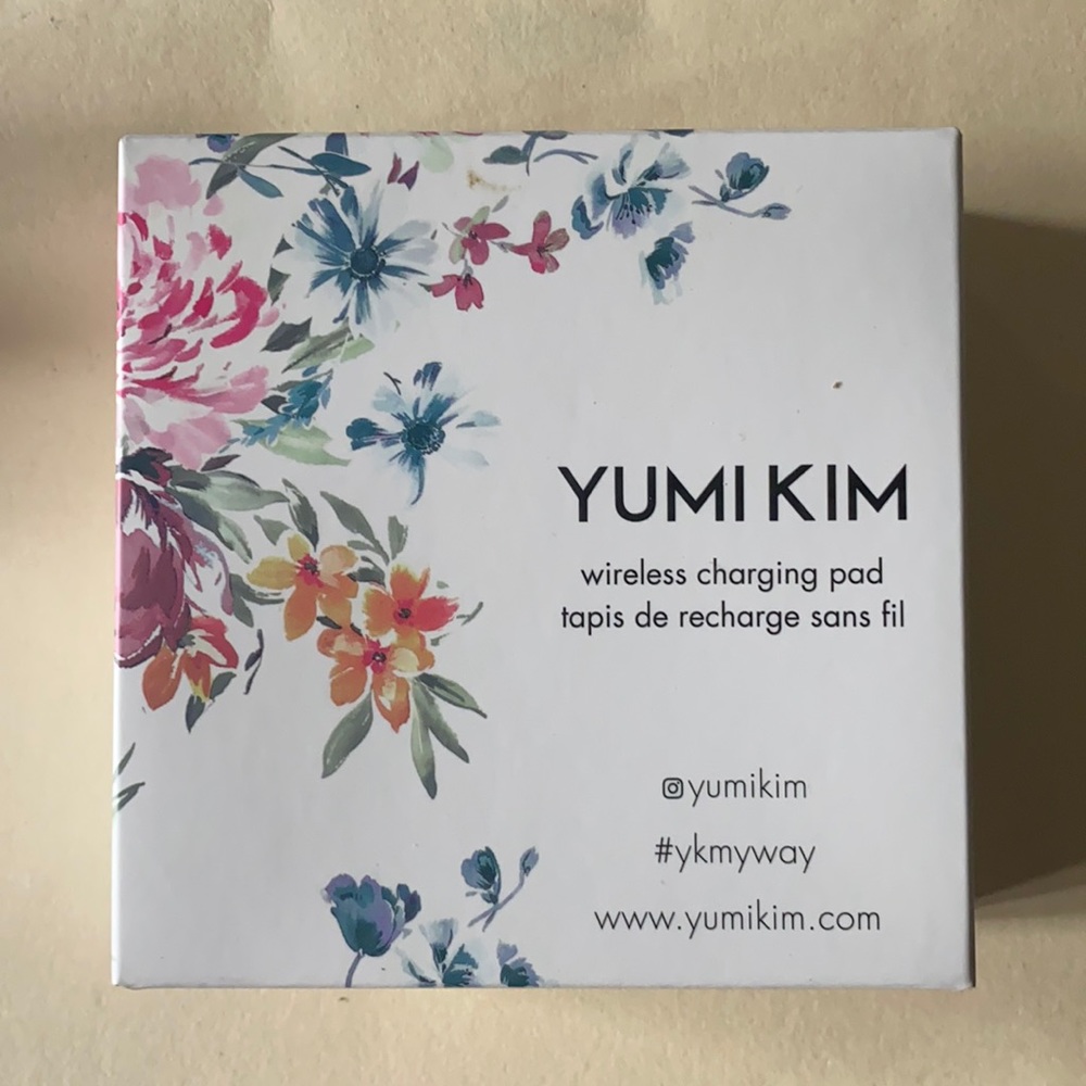 Yumi Kim wireless charging pad